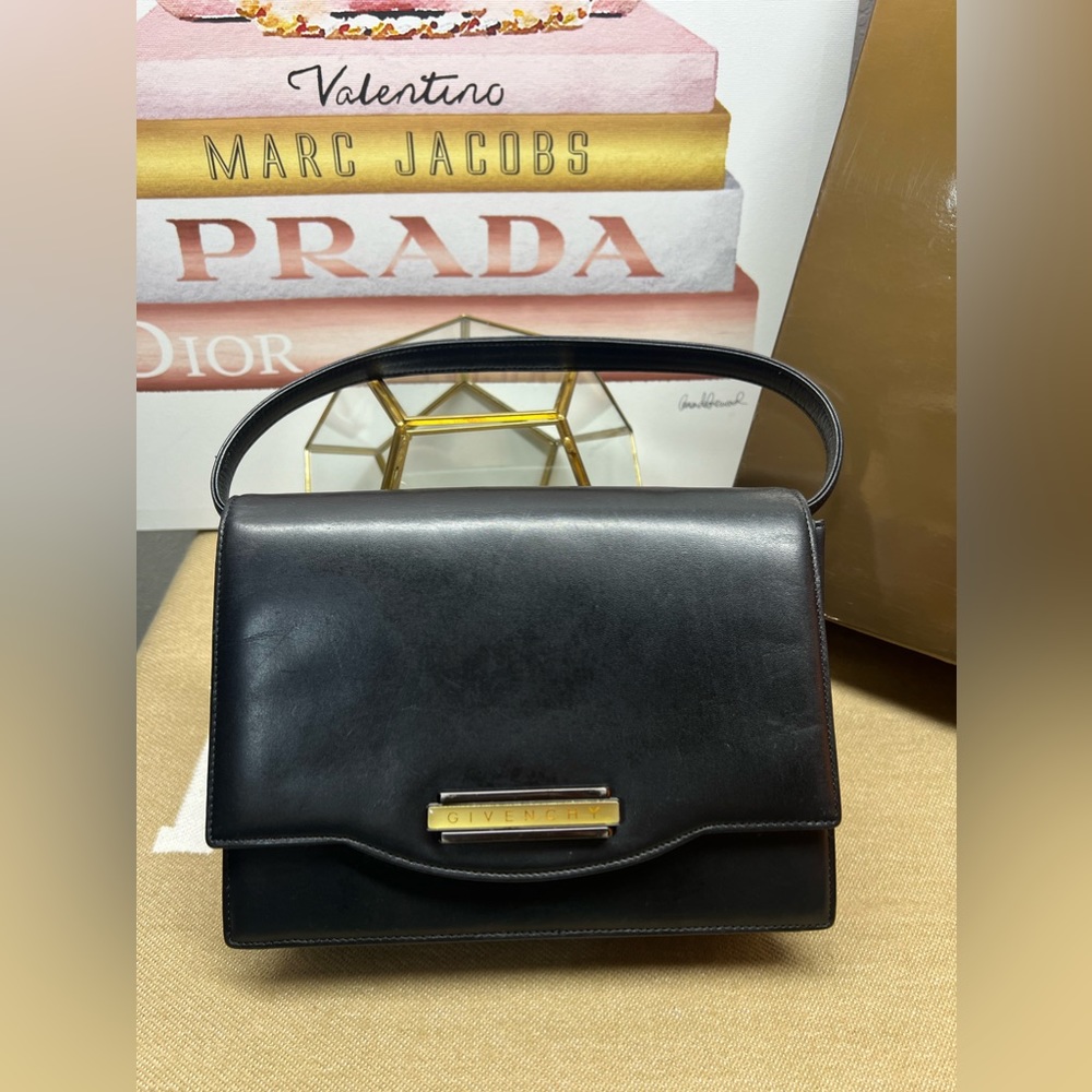 Givenchy Black Patent Leather Shoulder Bag (Maroquinerie)